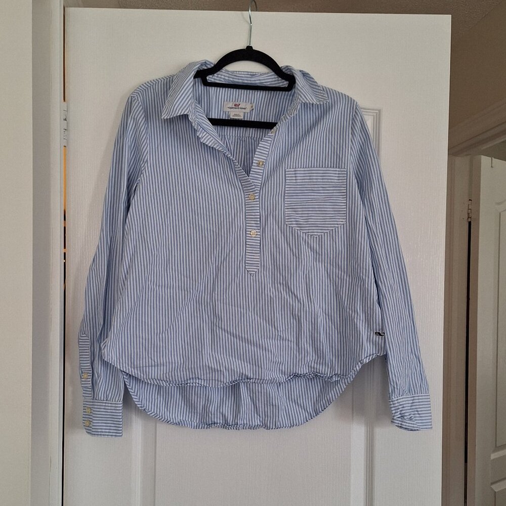 Vineyard vines striped shirt